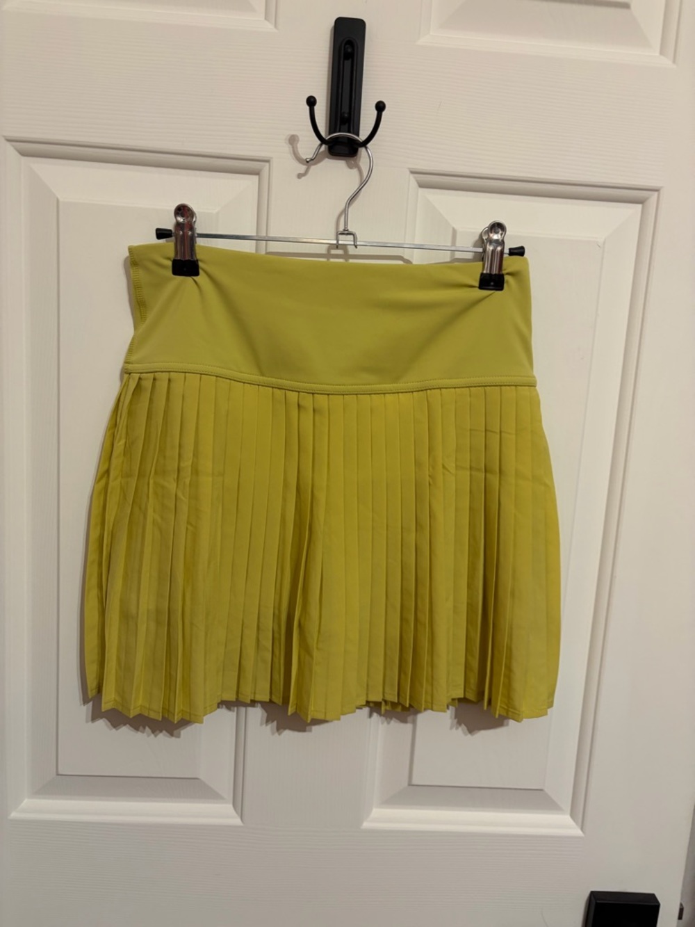 NWT Fabletics tennis skirt - Picture 2 of 4